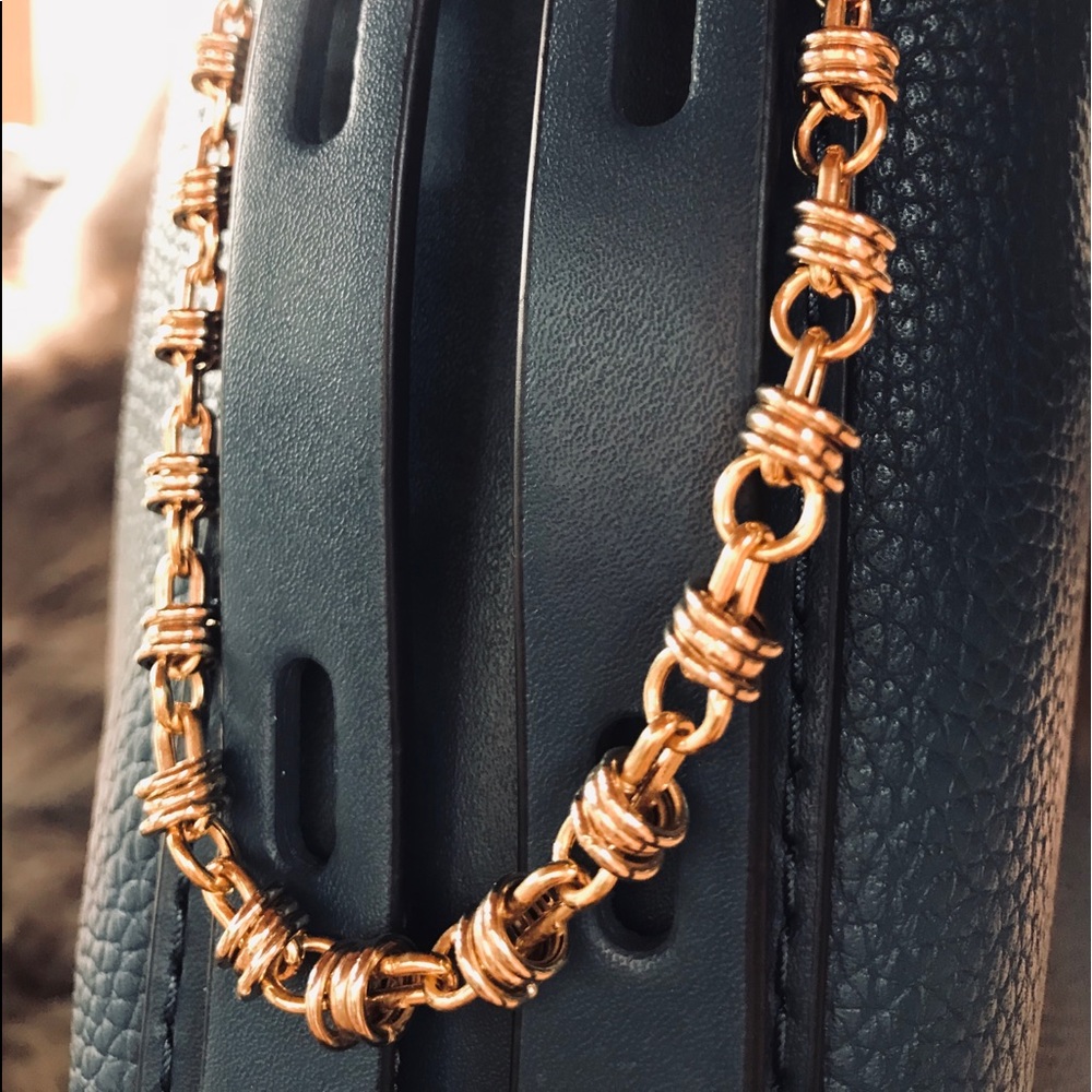 14KT ITALY LUXURIOUS designer RARE solid yellow & white gold unique necklace